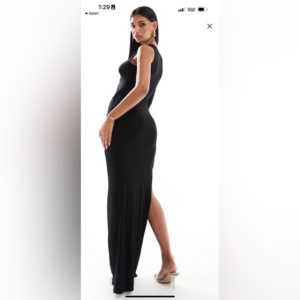 ASOS Design Black Cut-Out Maxi Dress - Picture 3 of 5